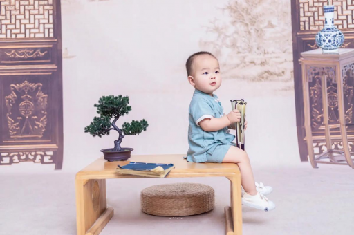 张掖宝宝几个月翻身才正常